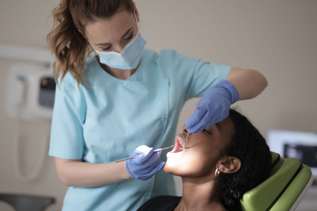 Koliko Traje Oporavak Nakon Vađenja Zuba? Sve Što Treba da&nbsp;Znate