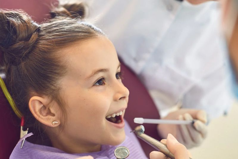 U Kojim Godinama Niče Prvi Stalni&nbsp;Zub?